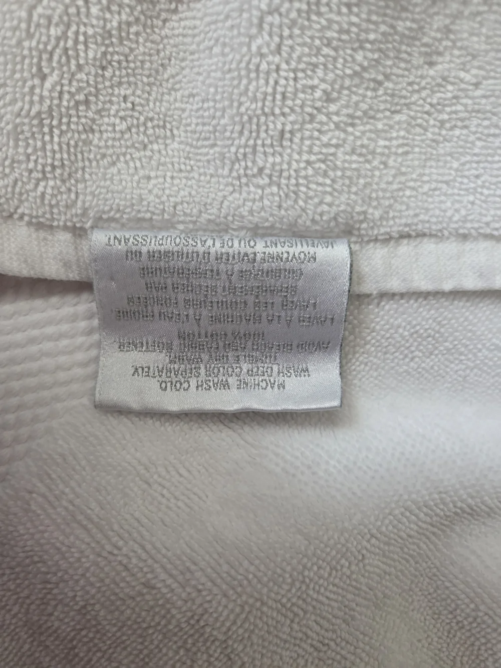 Restoration Hardware White Bath Towels - Set of 2